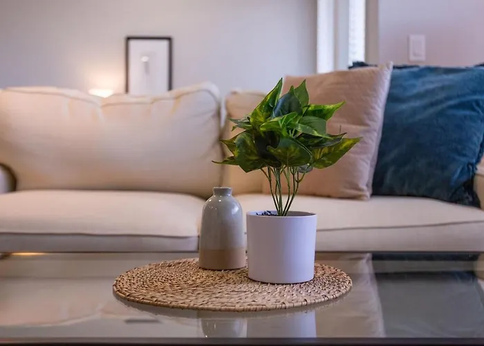 Landing Modern With Amazing Amenities