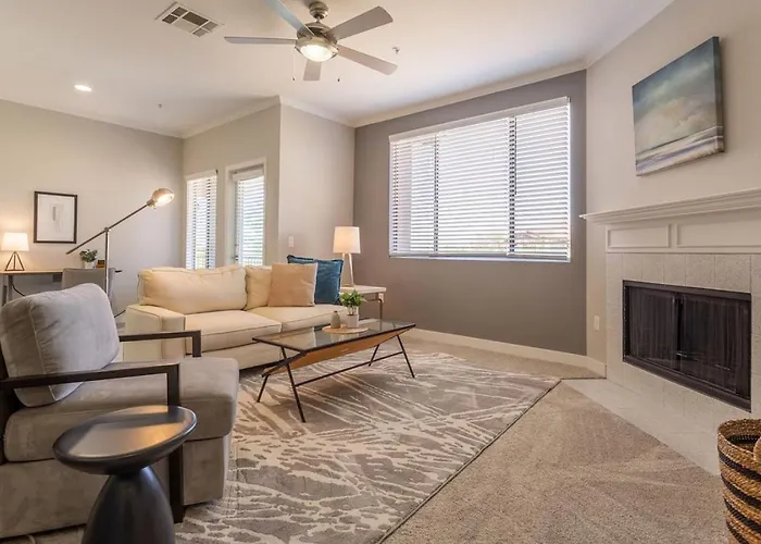 Landing Modern With Amazing Amenities *